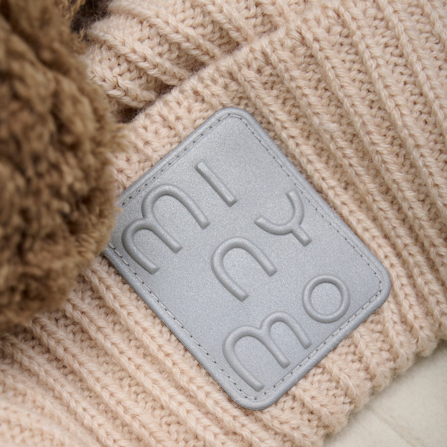 Minymo Pom Beanie in Caribou