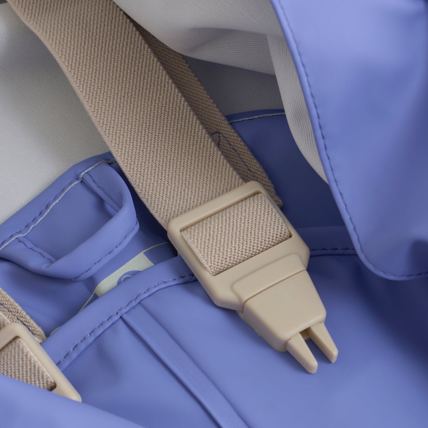 CeLaVi Rain Set in Blue Bell