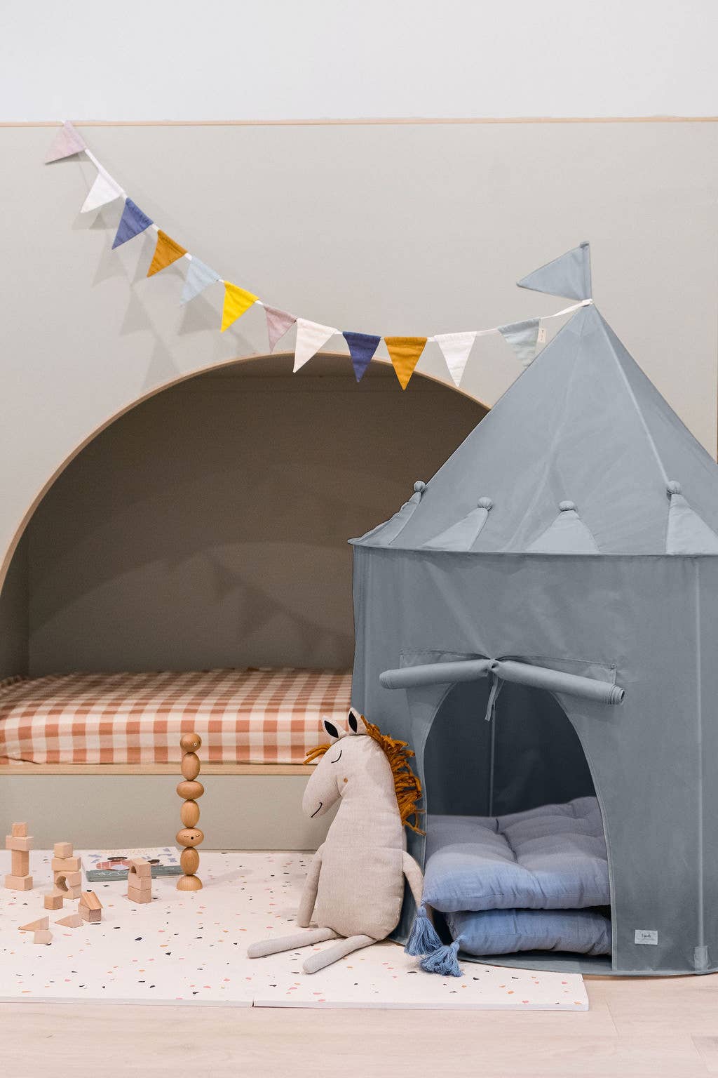 3 Sprouts Castle Play Tent in Blue