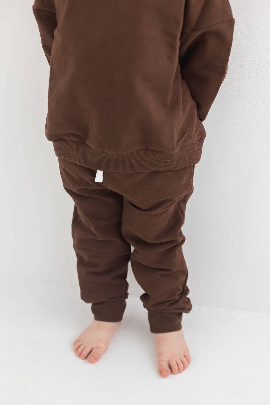 Mila & Co. Sweatshirt & Jogger Set in Mocha