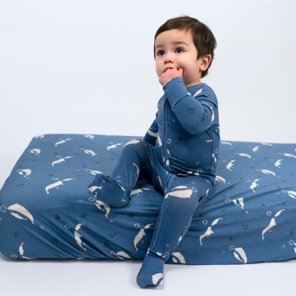 Belan J Foldover Cuff Footless Bamboo Sleeper in Belugas