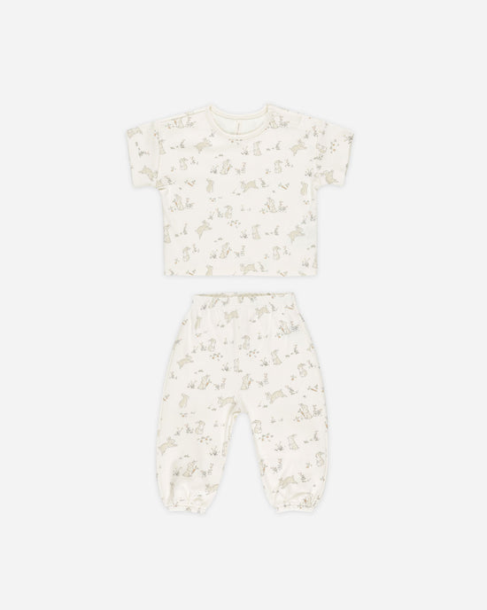 Quincy Mae Jersey Tee and Pant Set in Bunnies