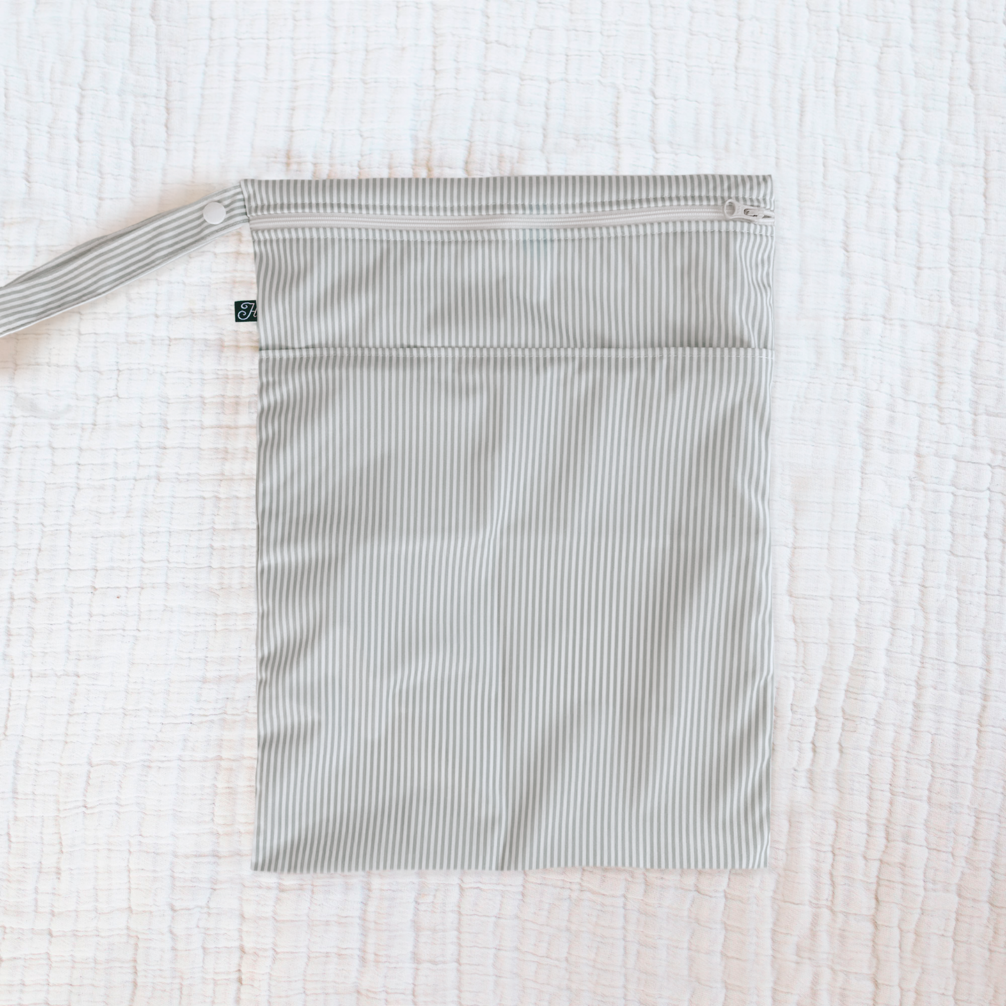 Honeysuckle Swim Wet Bag in Faux Seersucker Gray