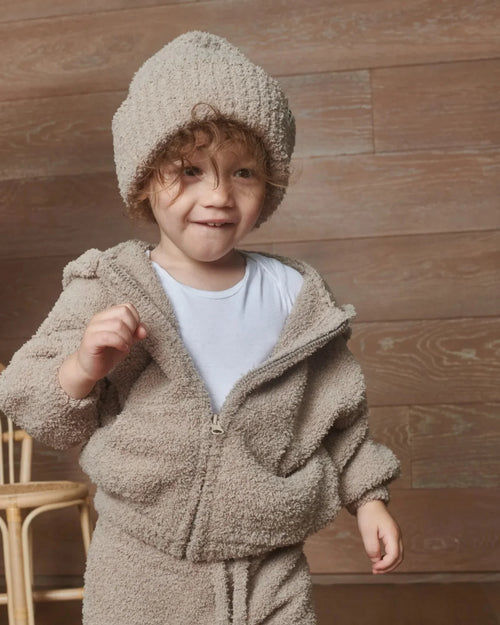 7AM Enfant Fuzzy Ribbed Beanie in Taupe