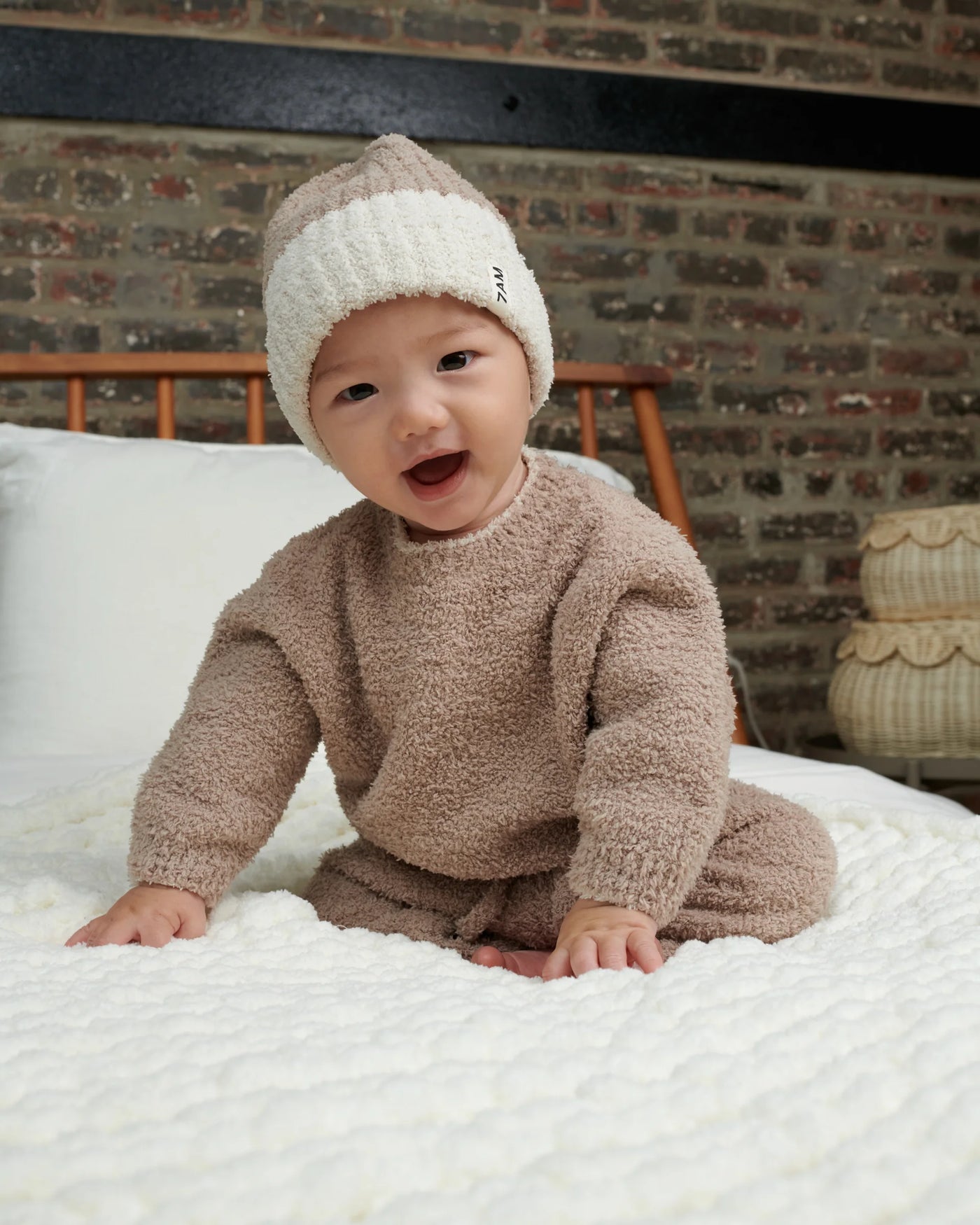 7AM Enfant Fuzzy Boxy Sweater in Taupe