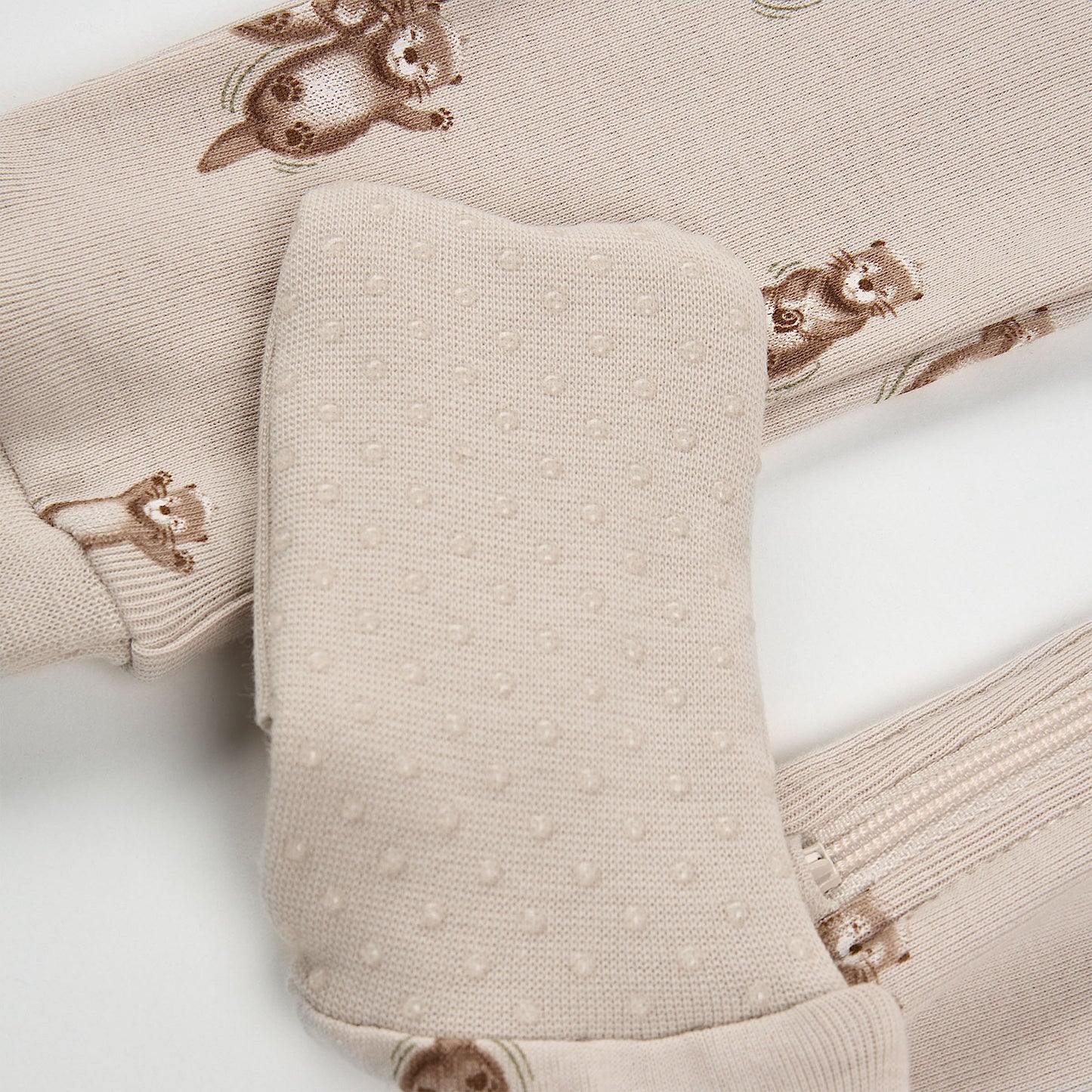 Petit Lem Convertible Sleeper in Otter