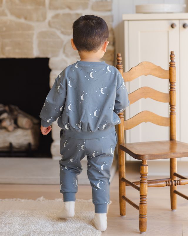 Quincy Mae Relaxed Fleece Sweatsuit in Silver Moons