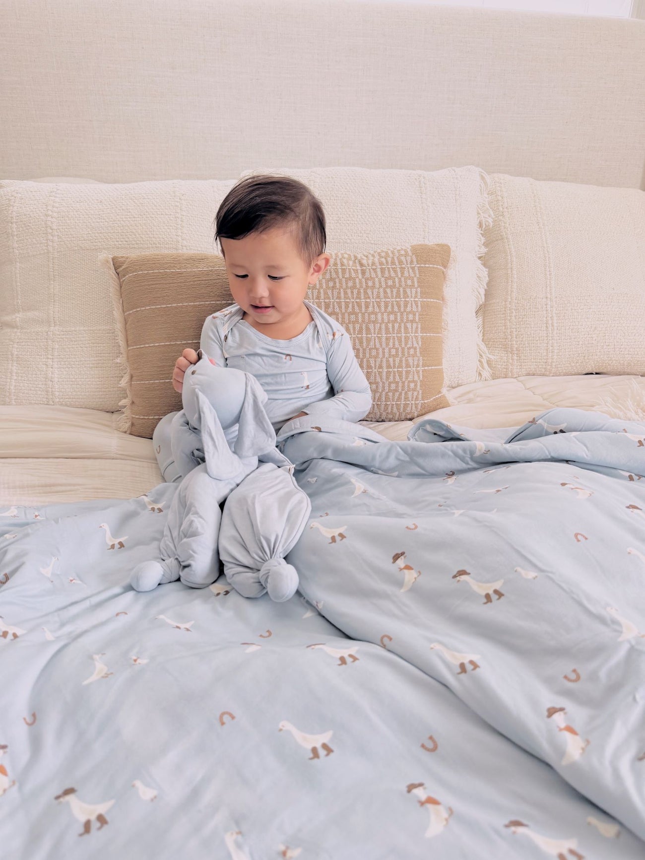 Günamüna Toddler Cloud Blanket in Cowboy Goose
