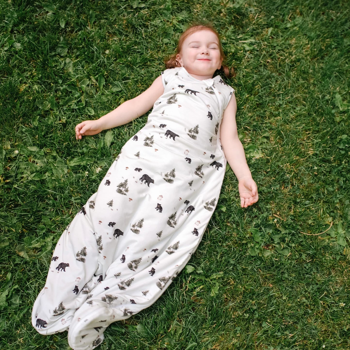 Belan J 1.0 TOG Sleep Bag in Black Bears
