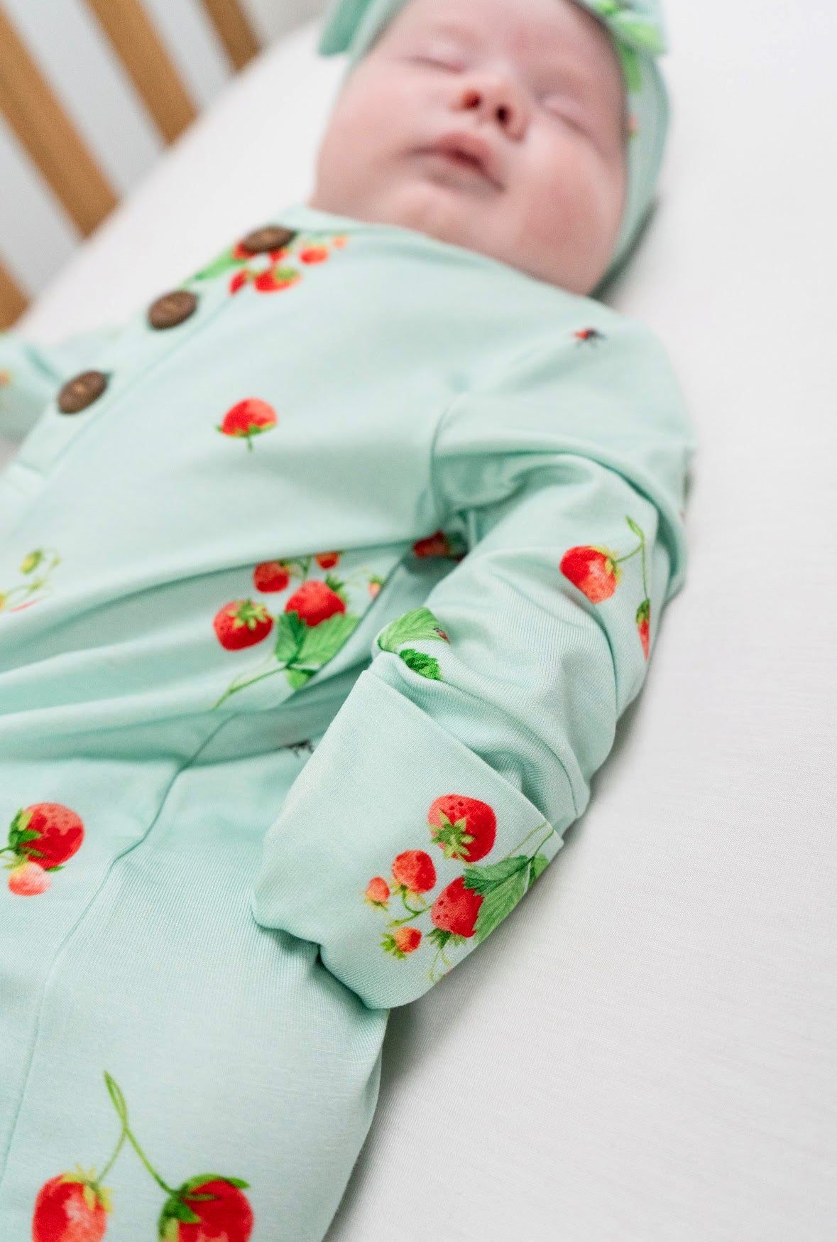 Belan J Headband Bow in Strawberry Garden