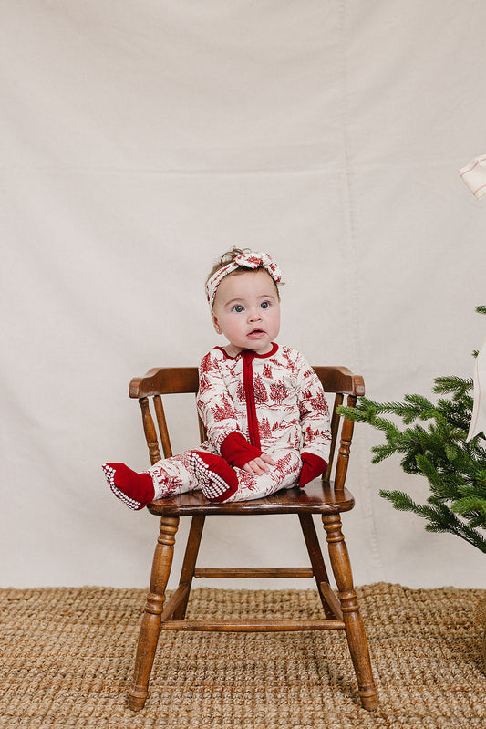 Mebie Baby Ribbed Bamboo Sleeper in Holiday Toile