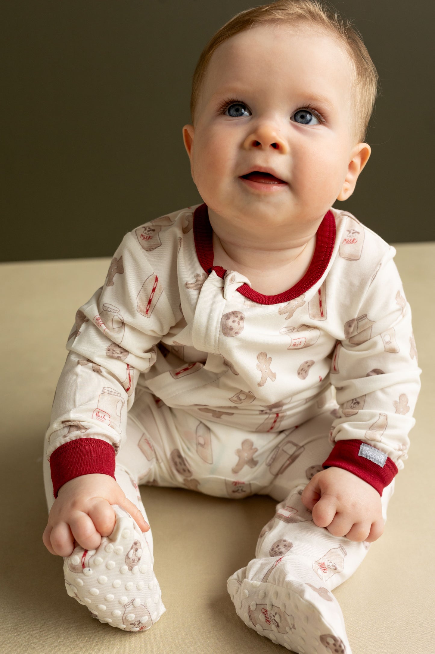 Coccoli Footed Sleeper in Milk & Cookies