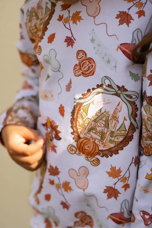 Reese’s Little Pieces Fall Castles Crewneck