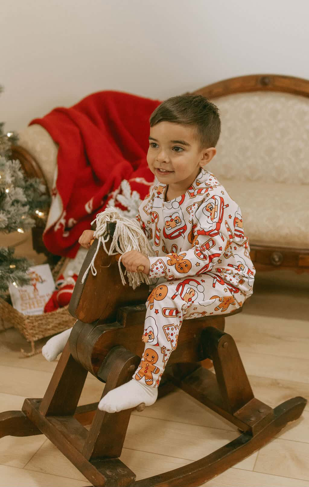 Reeses Little Pieces “Santa Mugs” Crewneck