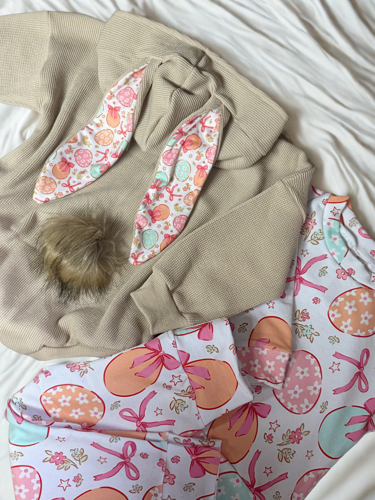 Reeses Little Pieces “Bows & Blooms” Crewneck