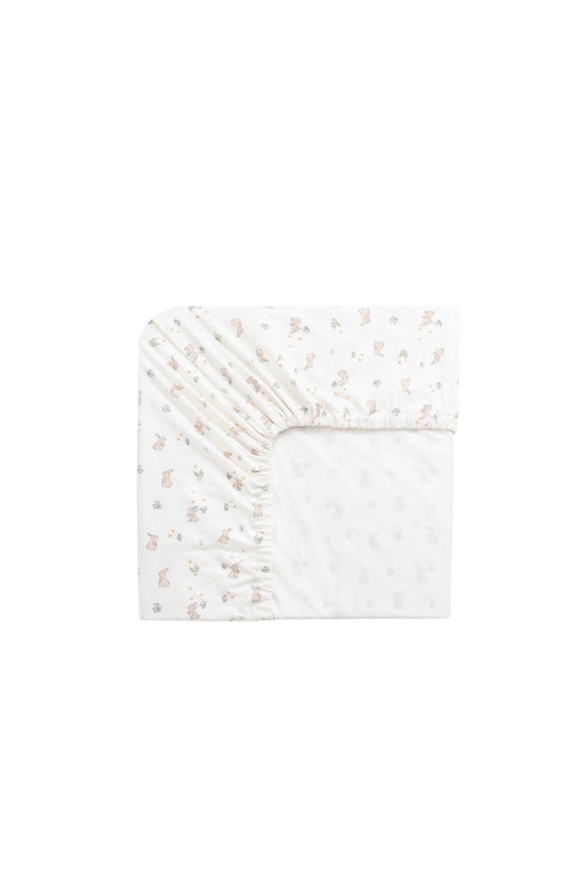 Jamie Kay Organic Cotton Crib Sheet in Jardin Lapin Garden Crisp