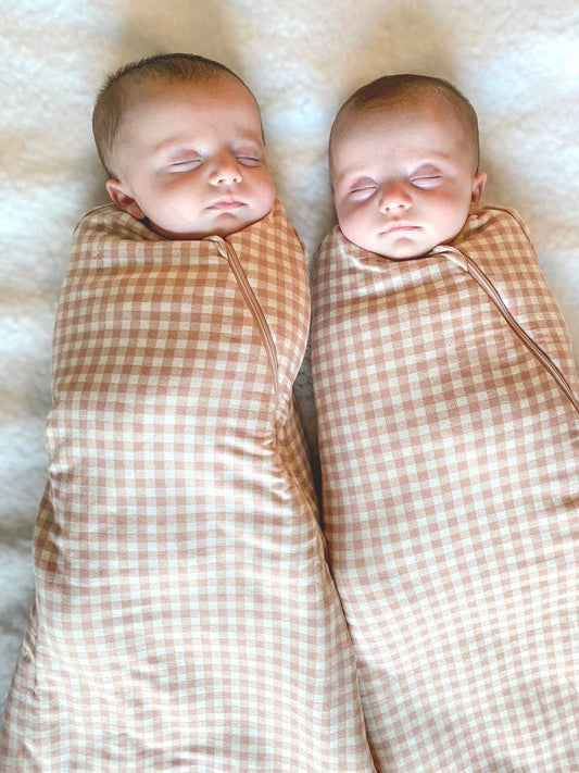 Günamüna 2.6 TOG Slumber Swaddle in Pink Gingham