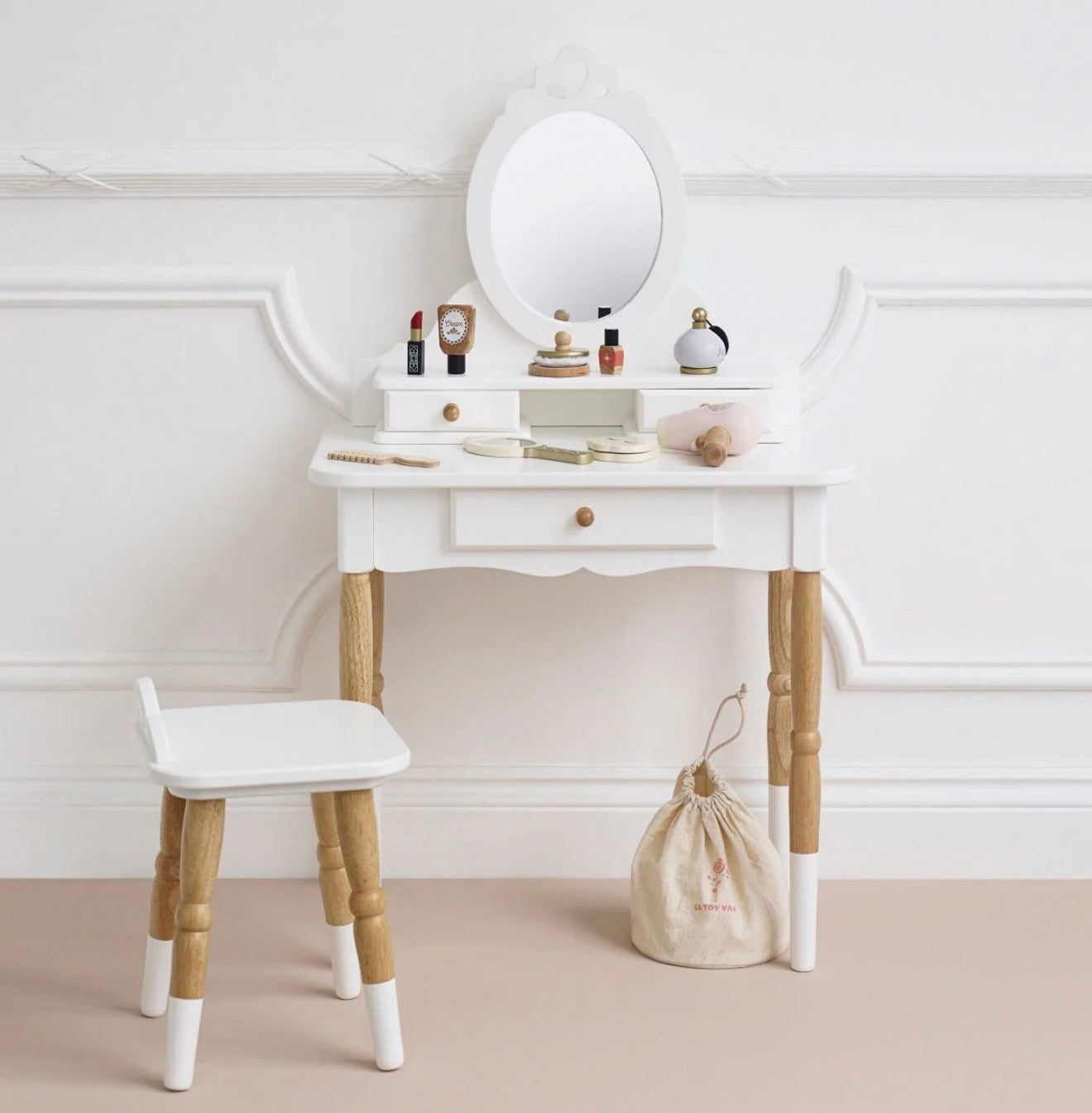 Le Toy Van Vanity Table and Stool Gift Set