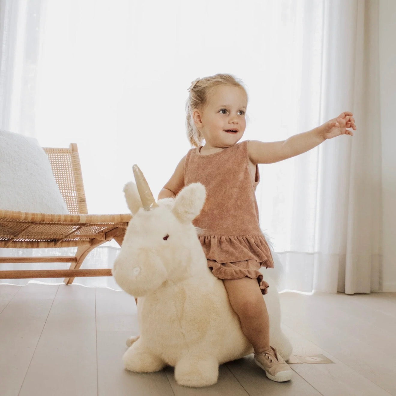 Wild & Soft Soft Bouncy Unicorn