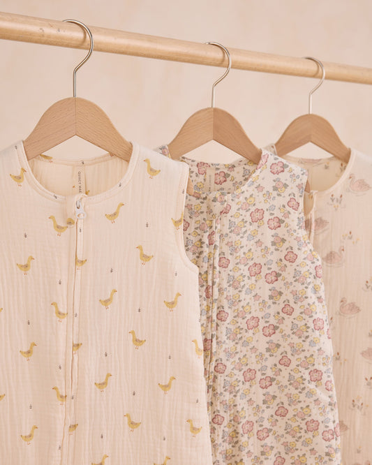 Quincy Mae Muslin Sleep Bag in Bloom