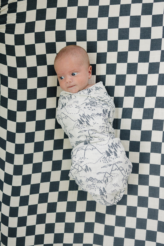 Mebie Baby Muslin Crib Sheet in Charcoal Checkered
