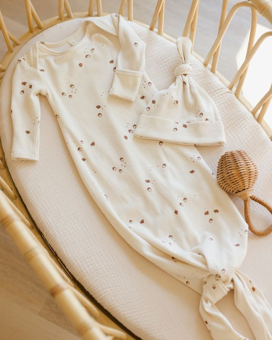 Quincy Mae Knotted baby Gown and Hat Set