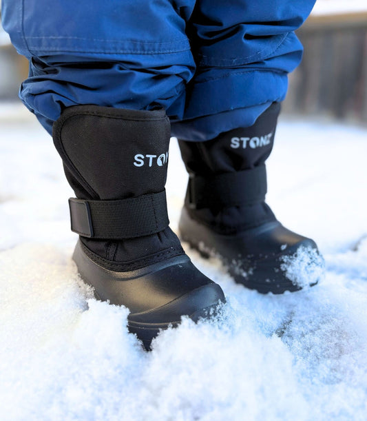 Stonz Trek Winter Boots in Black