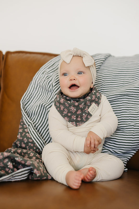 Mebie Baby Classic Bib in Olive Floral
