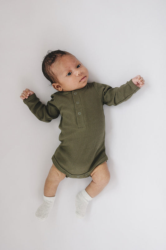Mebie Baby Organic Long Sleeve Ribbed Bodysuit in Winter Green