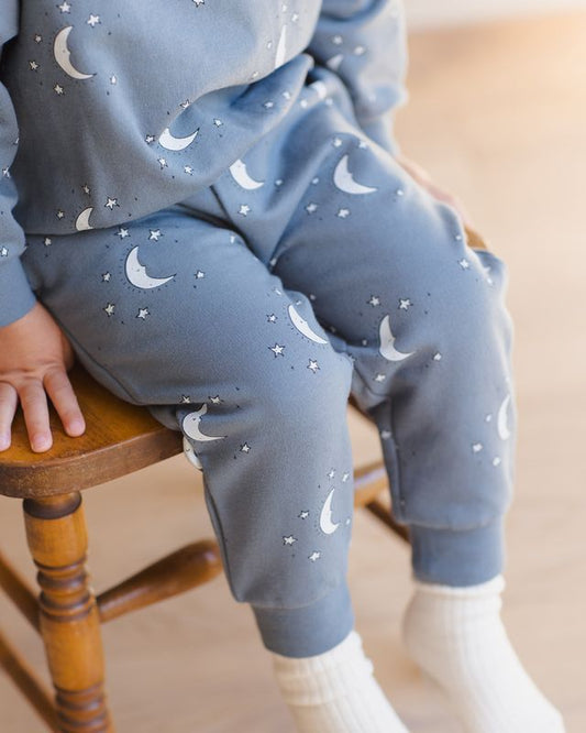 Quincy Mae Relaxed Fleece Sweatsuit in Silver Moons
