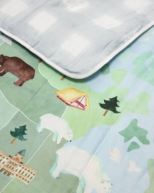 LouLou Lollipop Muslin Quilted Blanket in Canada Print