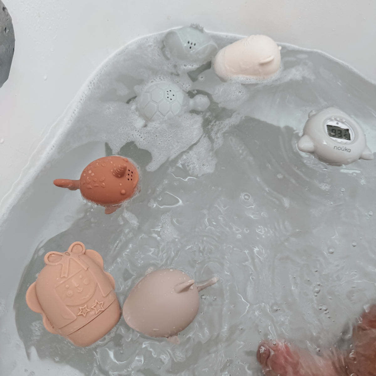 Nouka Bath Toy Set - Canada Collection