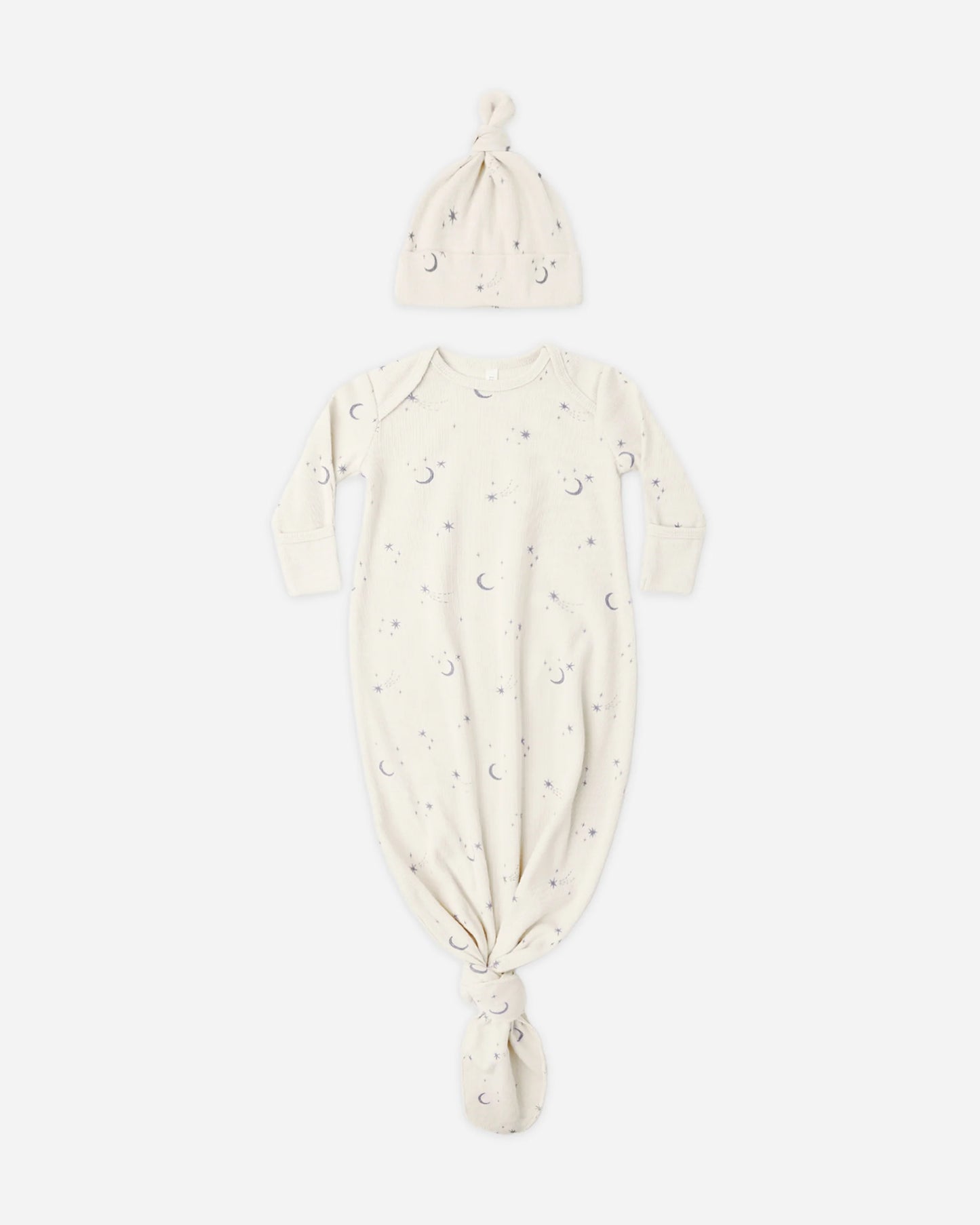 Quincy Mae Knotted Baby Gown & Hat Set in Celetial
