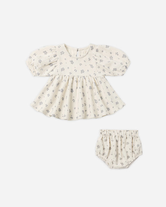 Quincy Mae Francy Set in Winter Berry