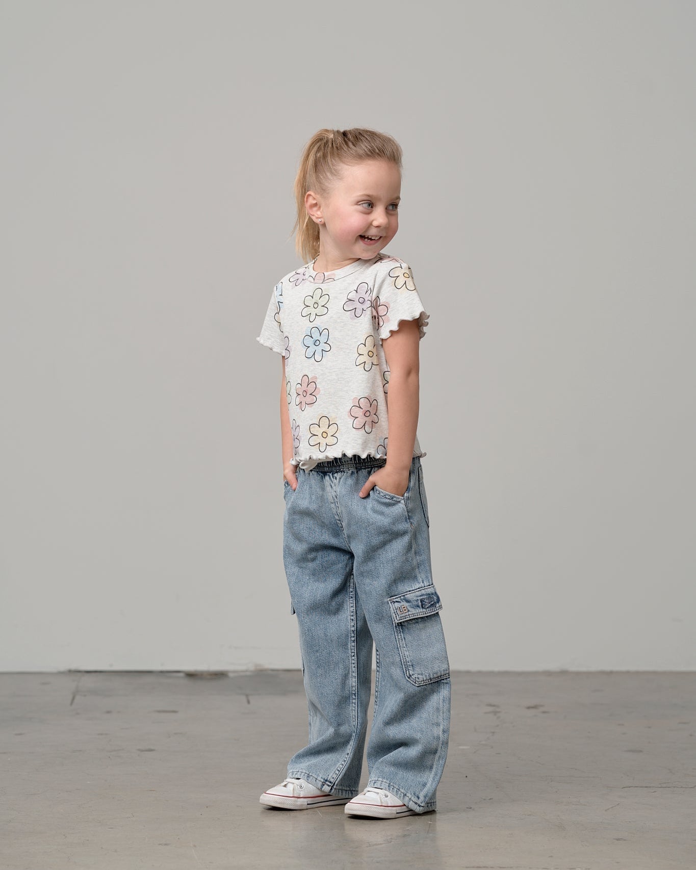 Little Bipsy Ribbed Lettuce Trim Tee in Daisy Dreams