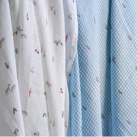 Avery Row Muslin Swaddle Set in Little Farm / Radish
