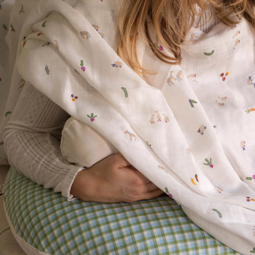 Avery Row Muslin Swaddle Set in Little Farm / Radish