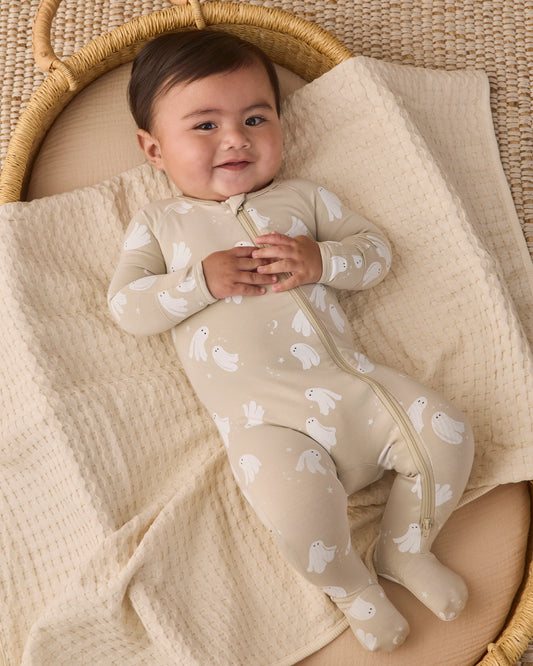 Quincy Mae Bamboo Zip Footie in Dancing Ghosts