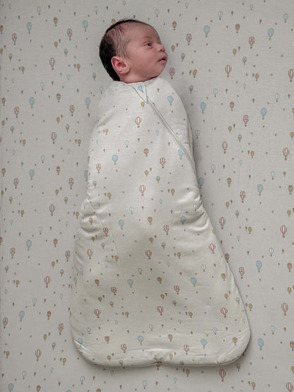 Günamüna 0.5 TOG Slumber Swaddle in Up Up & Away