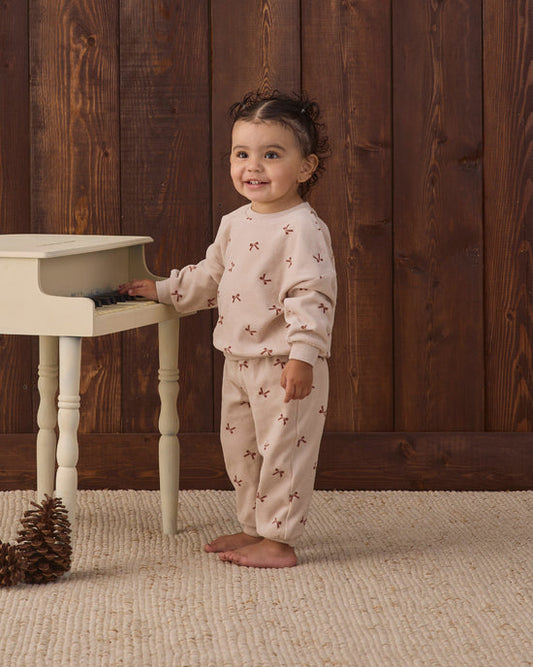 Quincy Mae Relaxed Velour Sweatsuit in Red Bows