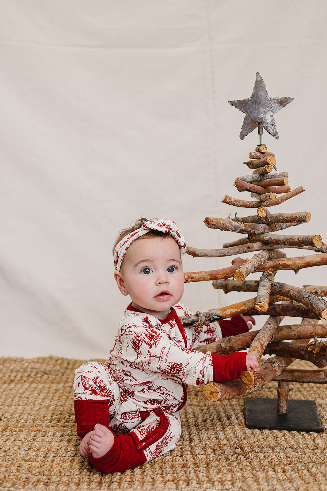 Mebie Baby Ribbed Bamboo Sleeper in Holiday Toile