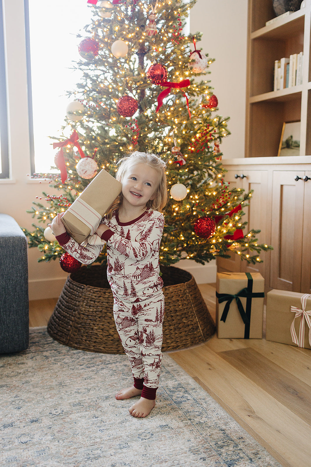 Mebie Baby Bamboo Cozy Set in Holiday Toile