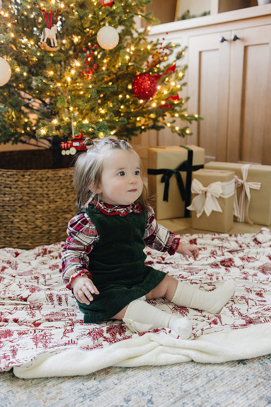 Mebie Baby Bamboo Fleece Quilt in Holiday Toile