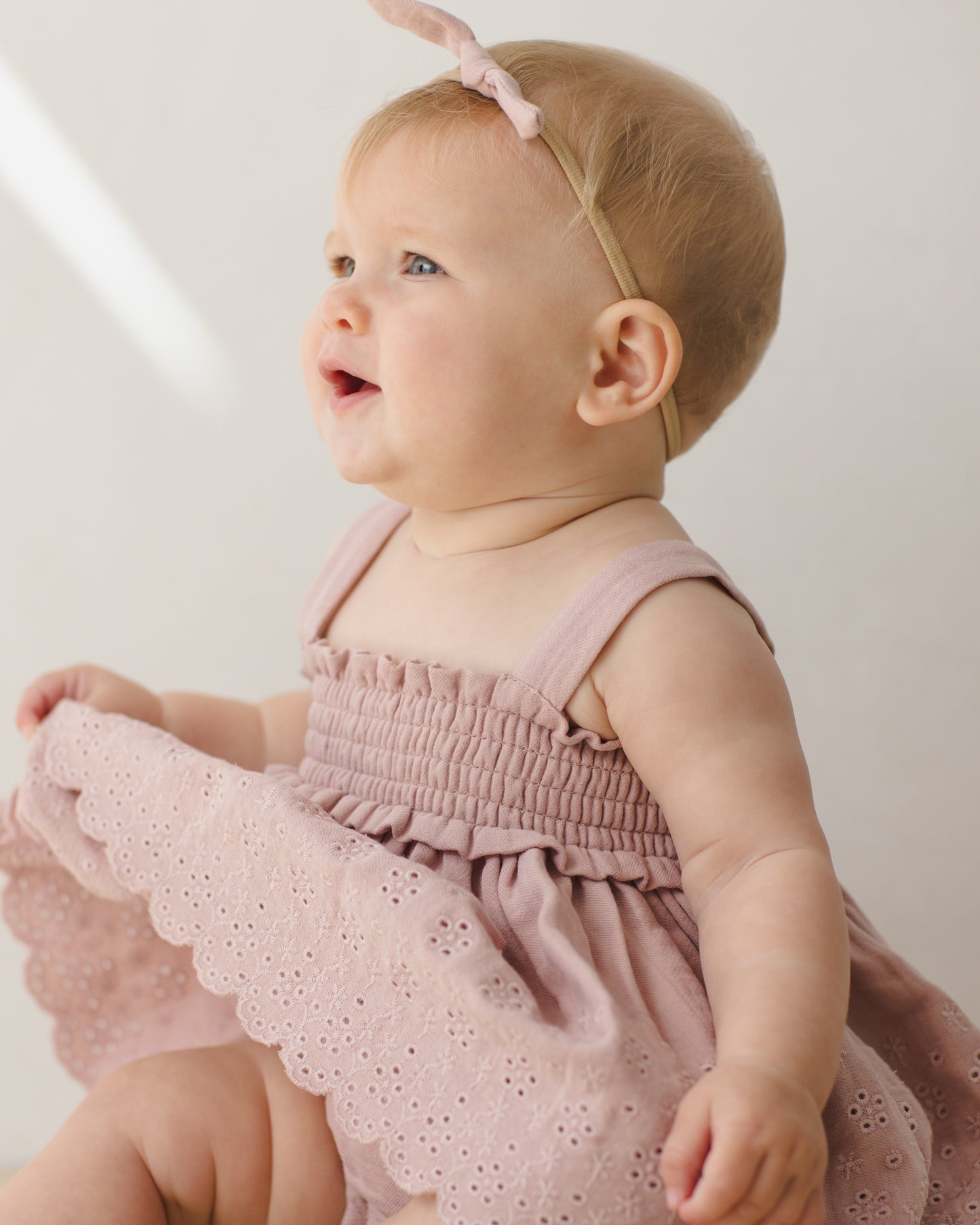 Quincy Mae Little Knot Headband in Mauve