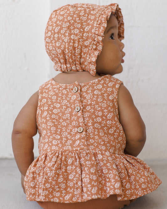 Quincy Mae Sleeveless Peplum Set in Poppy Floral