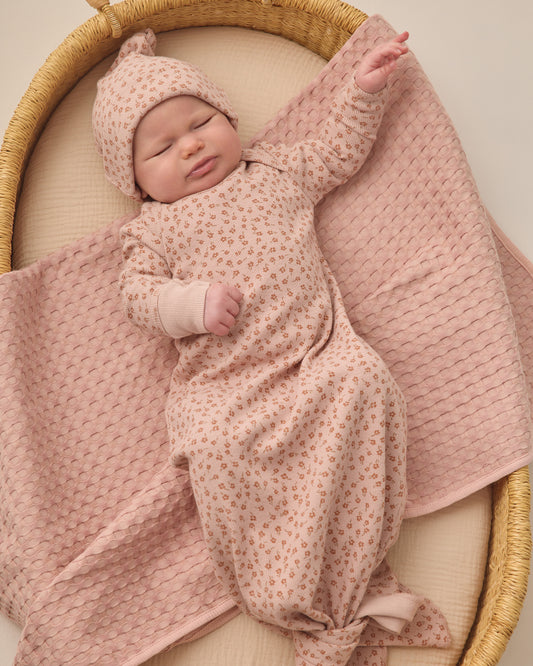 Quincy Mae Knotted Baby Gown & Hat Set in Posy