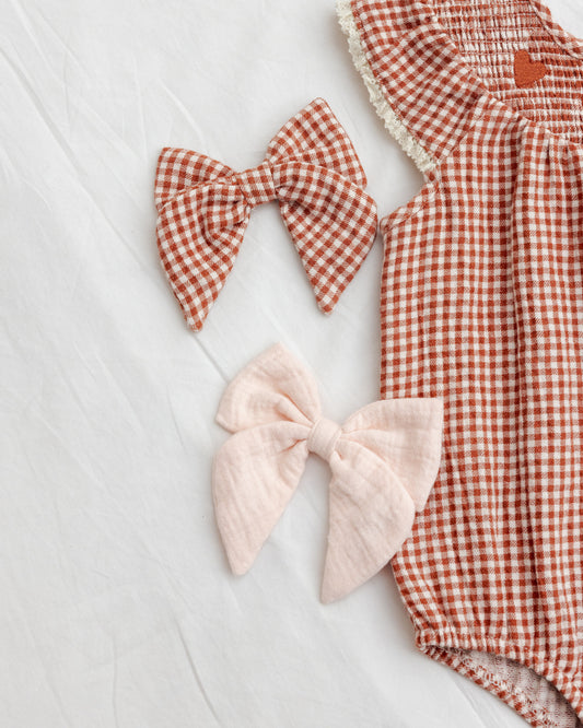 Quincy Mae Clip Bow in Red Gingham
