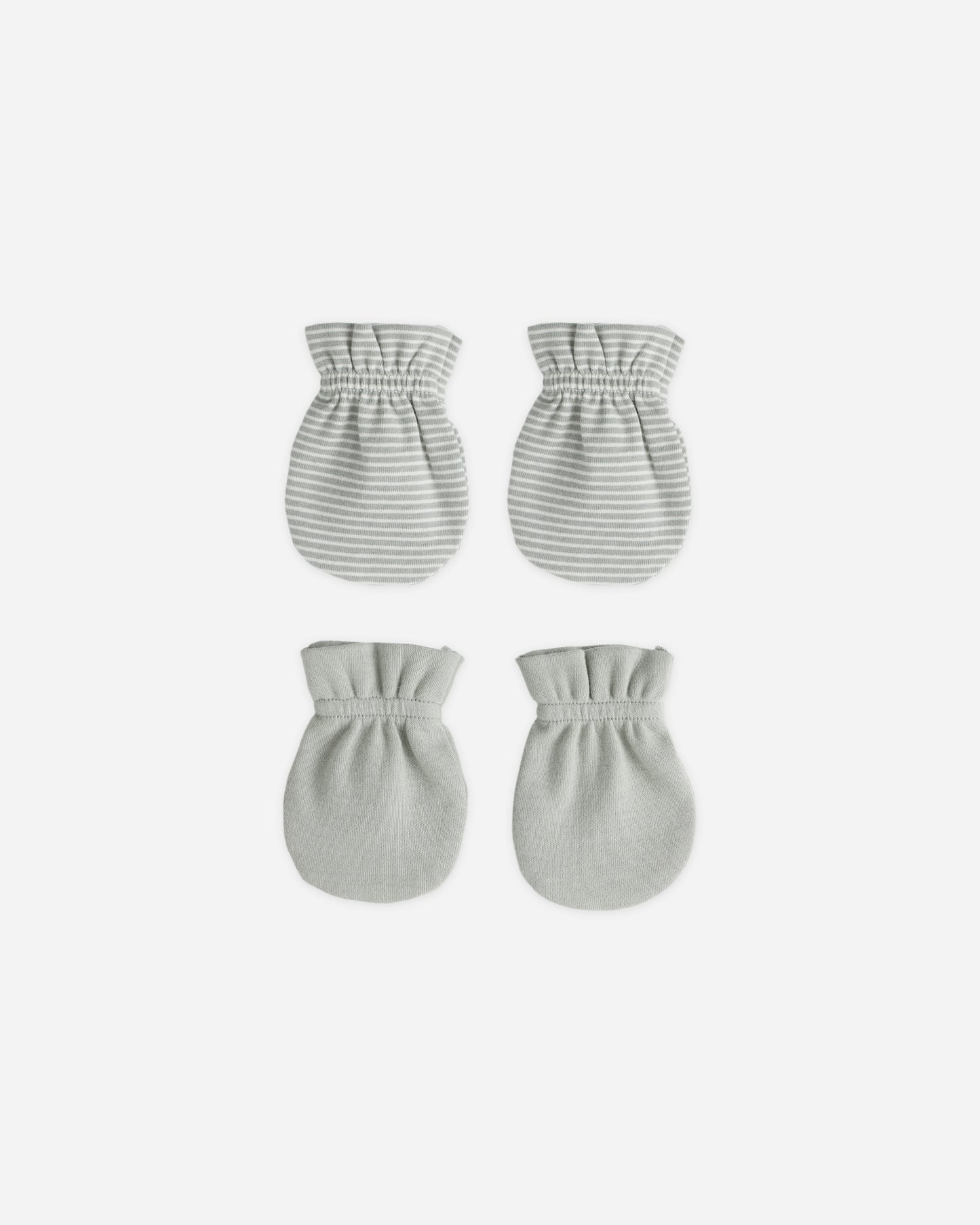 Quincy Mae No Scratch Mittens Set in Micro Stripe/Sage