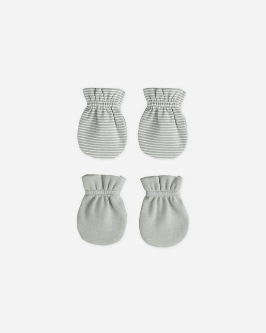 Quincy Mae No Scratch Mittens Set in Micro Stripe/Sage