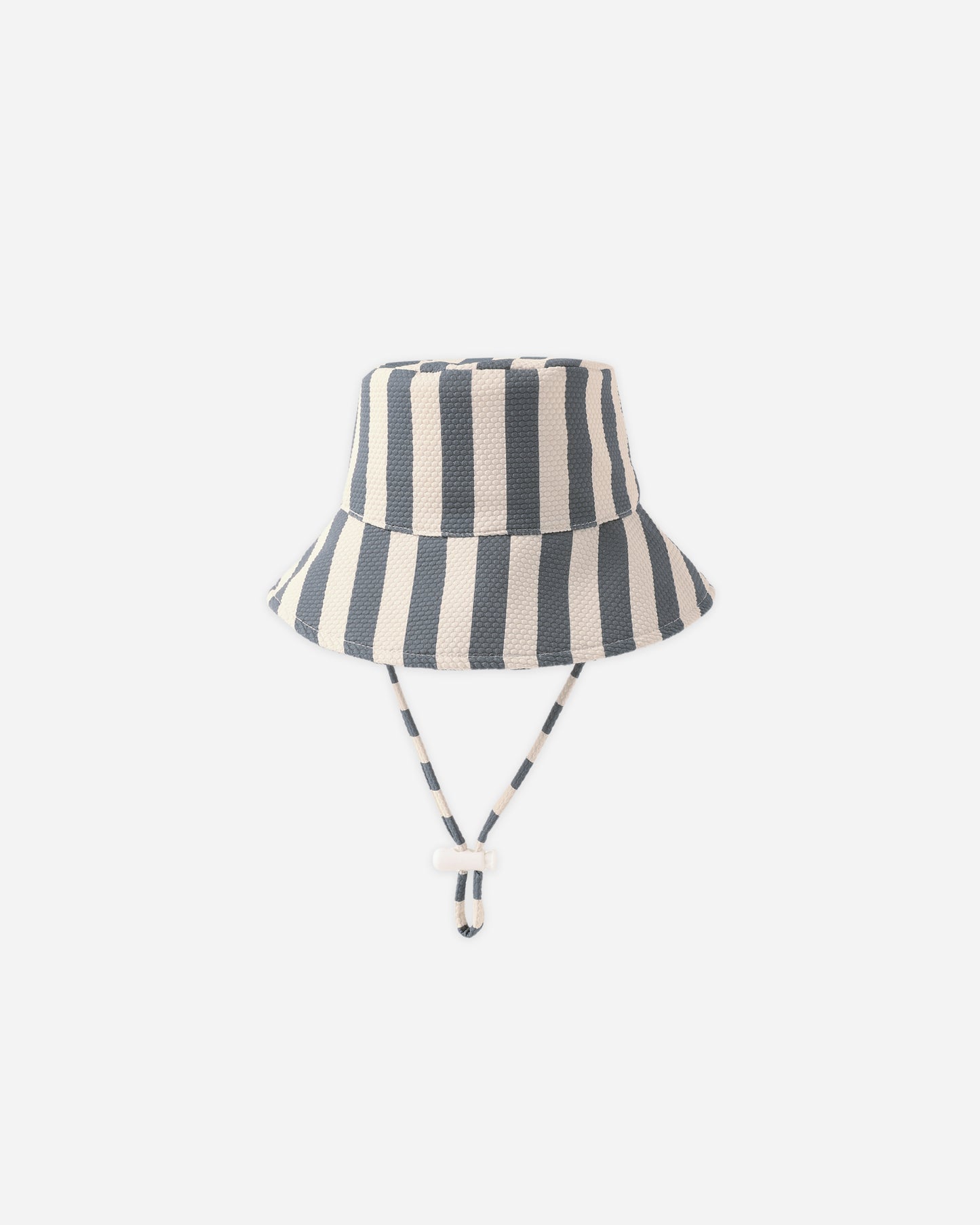 Quincy Mae Bucket Hat in Retro Ocean Stripe